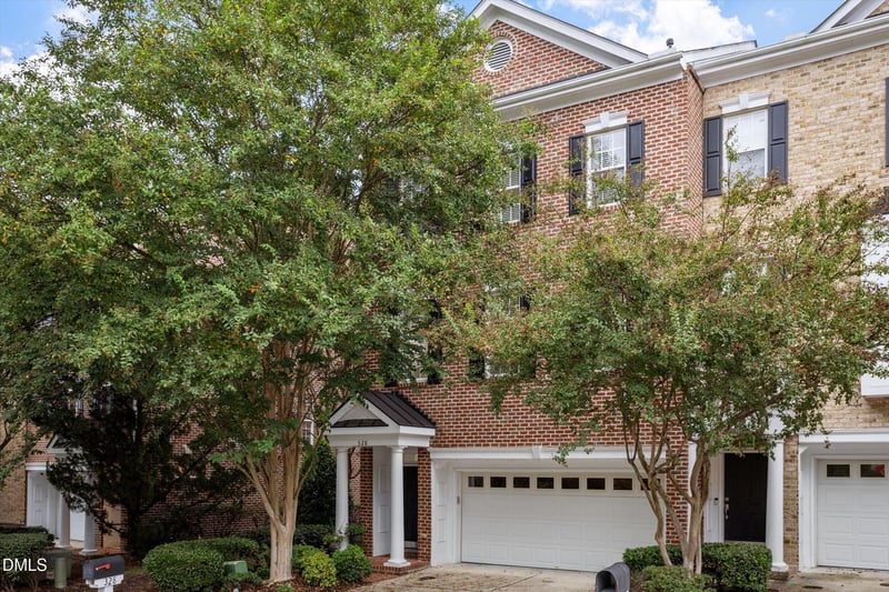 328 Bridgegate Dr, Cary, NC 27519
