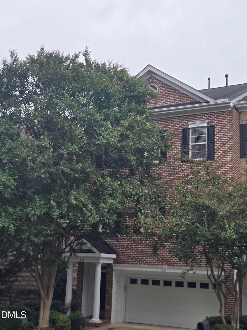 328 Bridgegate Dr, Cary, NC 27519