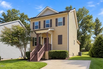 328 Chamberlain Dr, Clayton, NC 27527