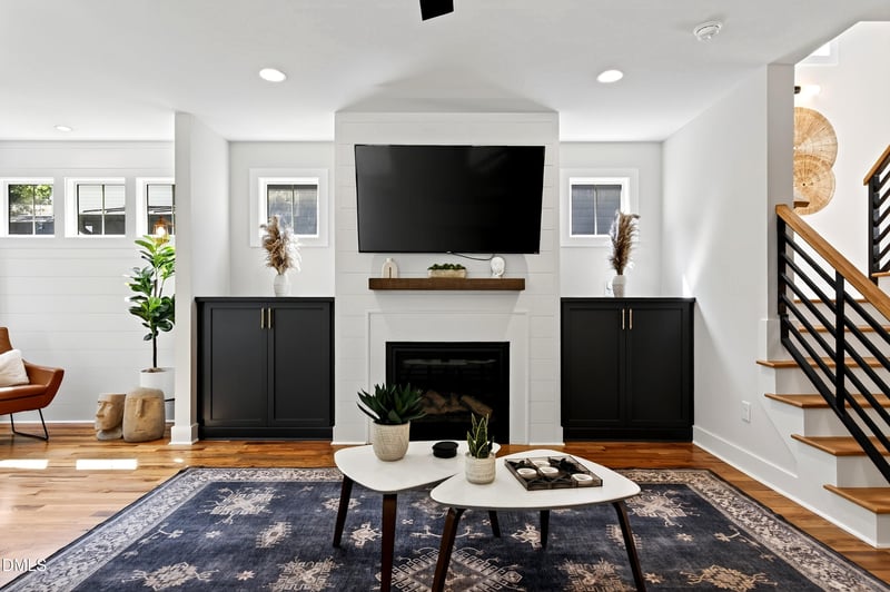 329 Grand Ave, Raleigh, NC 27606