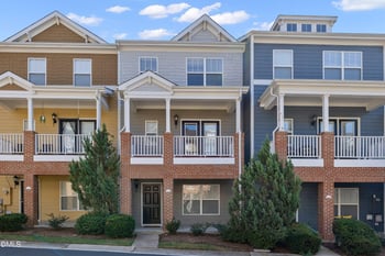 329 Kinellan Ln, Cary, NC 27519