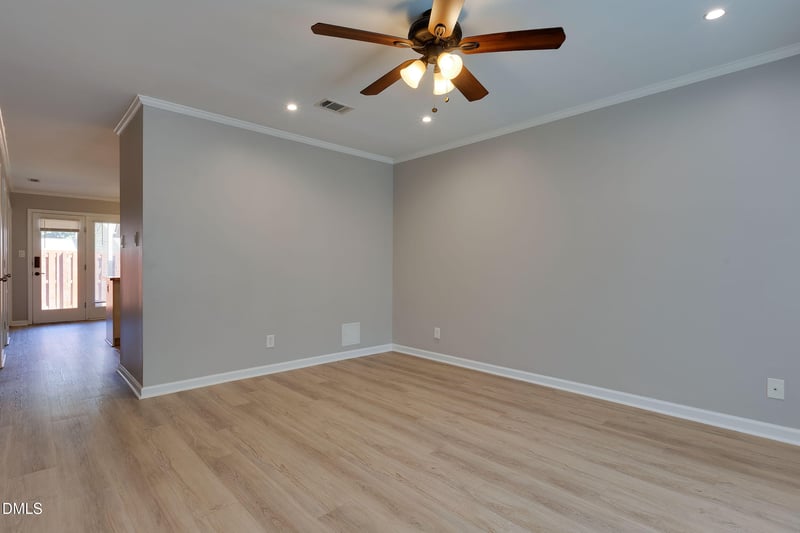33 Sparger Springs Ln, Durham, NC 27705
