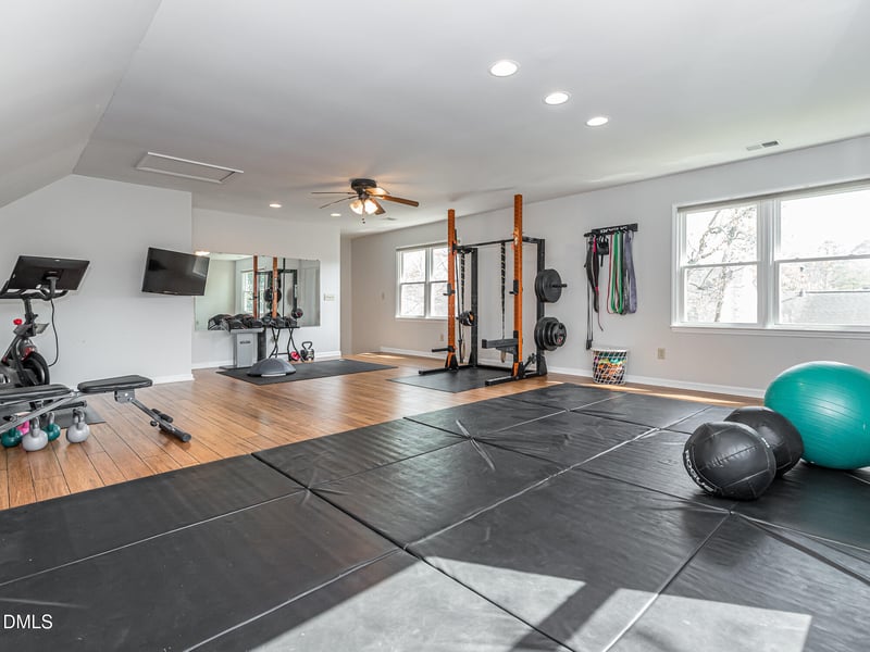 330 Bond Lake Dr, Cary, NC 27513