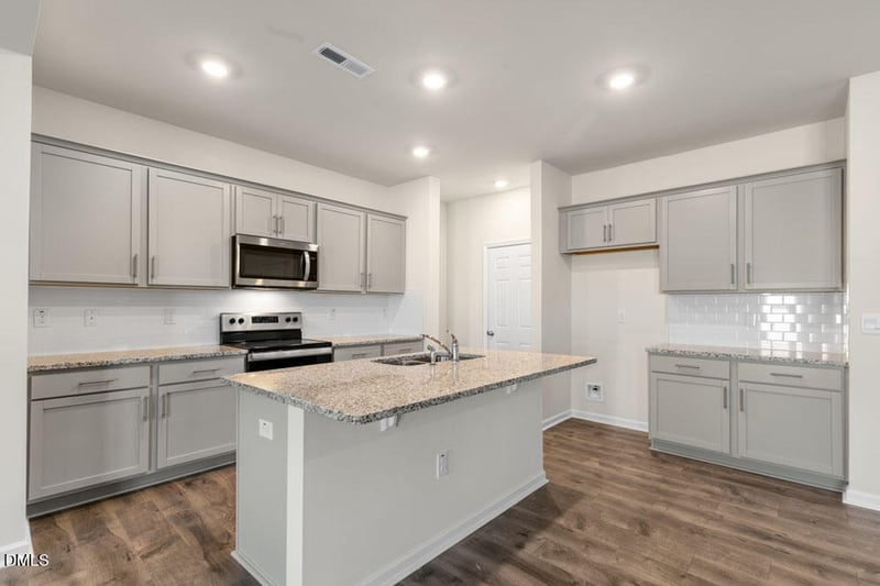 330 Chapel St, Fuquay Varina, NC 27526