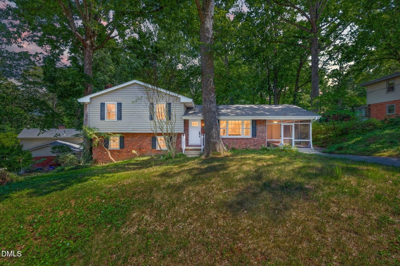 3304 Julian Dr, Raleigh, NC 27604