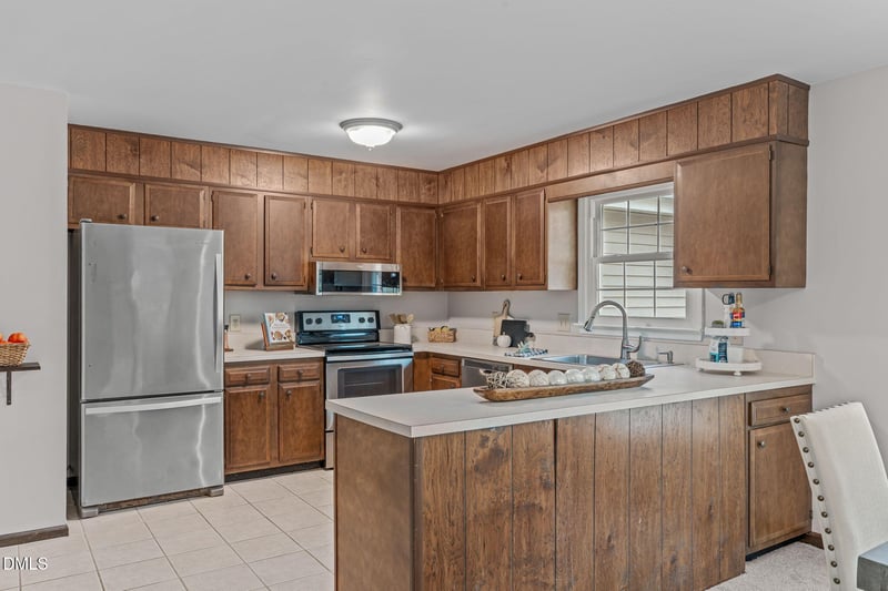 3304 Wade Ave, Raleigh, NC 27607