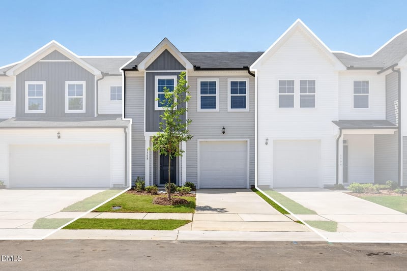 3308 Bailey Lake Dr, Fuquay Varina, NC 27526