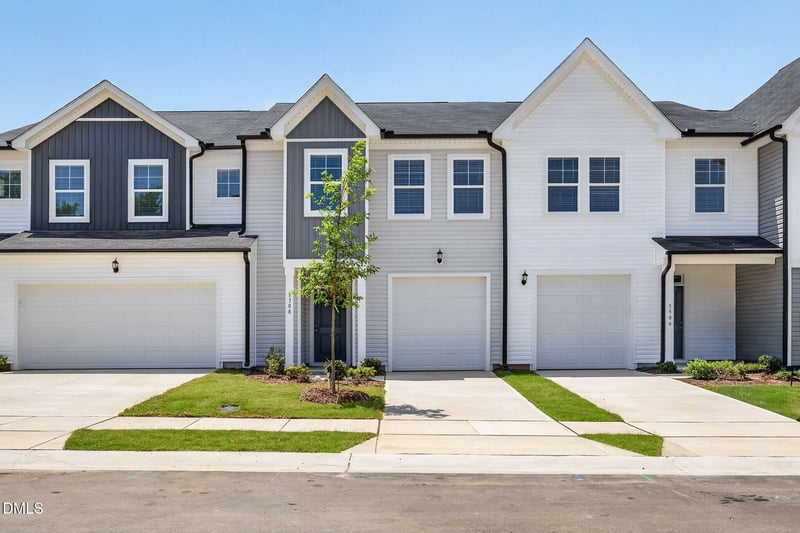 3308 Bailey Lake Dr, Fuquay Varina, NC 27526