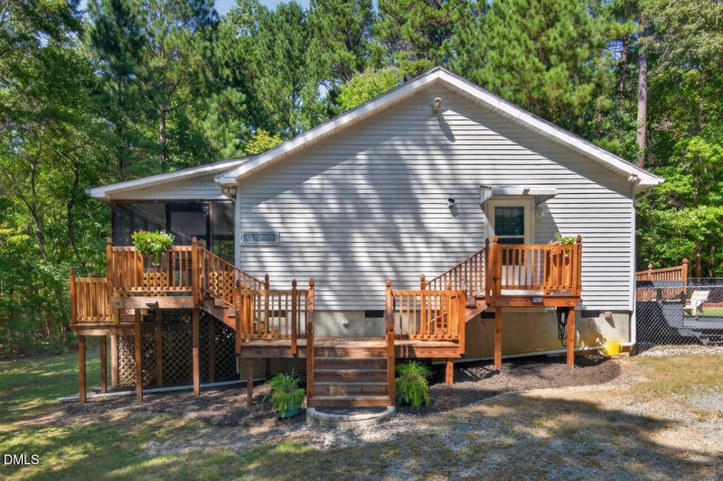 3308 Hawk Ridge Rd, Chapel Hill, NC 27516