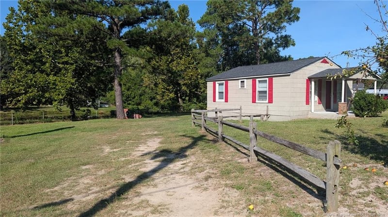 3308 King Charles Rd, Fayetteville, NC 28306