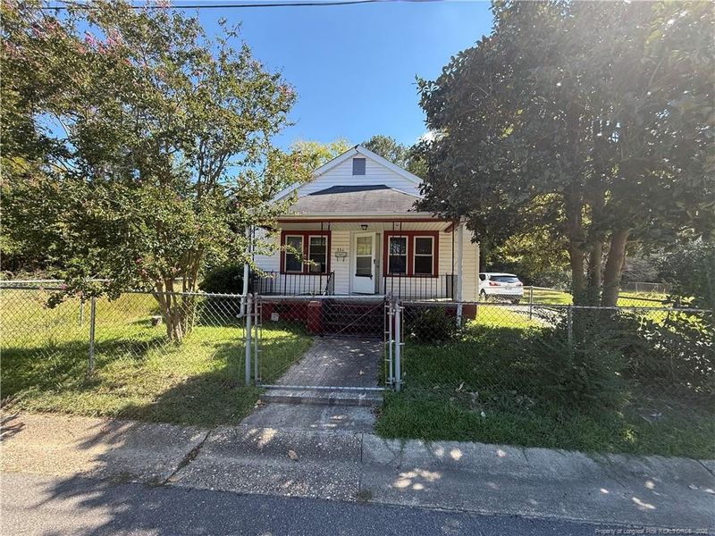 331 Harrison St, Fayetteville, NC 28301