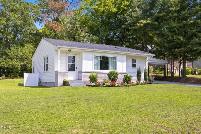 331 E Lillington St, Angier, NC 27501