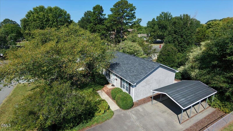 331 Quintas Ave, Burlington, NC 27215