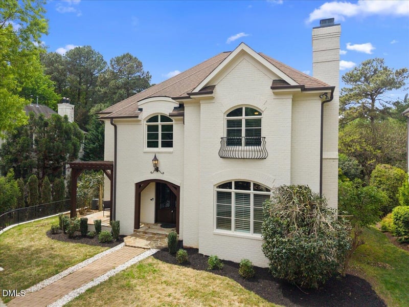 3313 Darien Dr, Raleigh, NC 27607