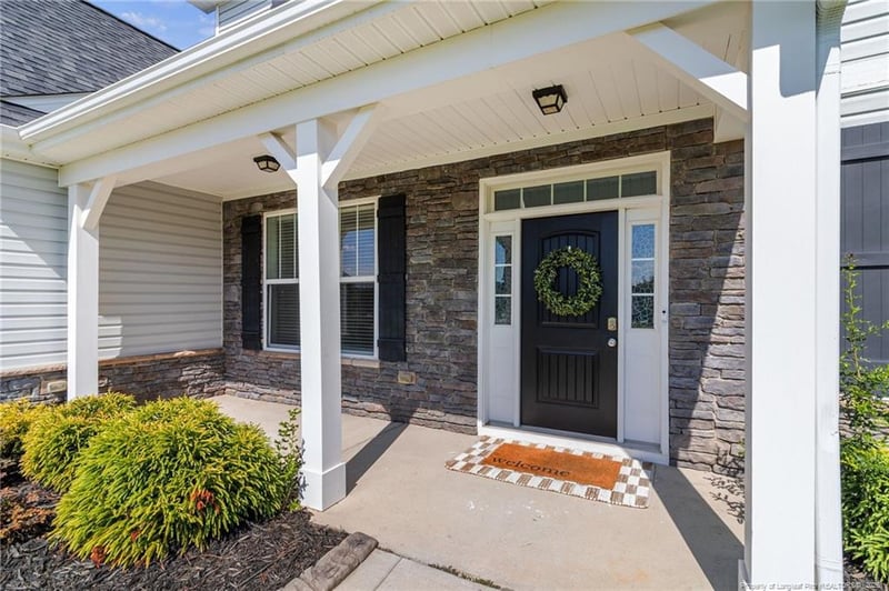 3324 Amour Dr, Fayetteville, NC 28306