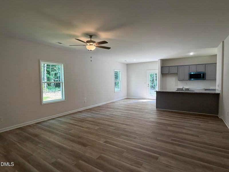 333 Constellation Ct, Benson, NC 27504