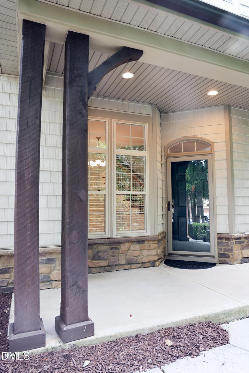 333 Sunstone Dr, Cary, NC 27519