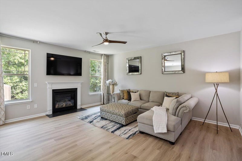 3331 Perrin Dr, Haw River, NC 27258