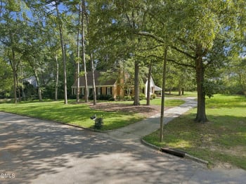 3349 Cheswick Dr, Raleigh, NC 27609