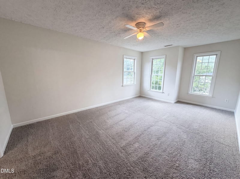 3358 Neptune Dr, Raleigh, NC 27604