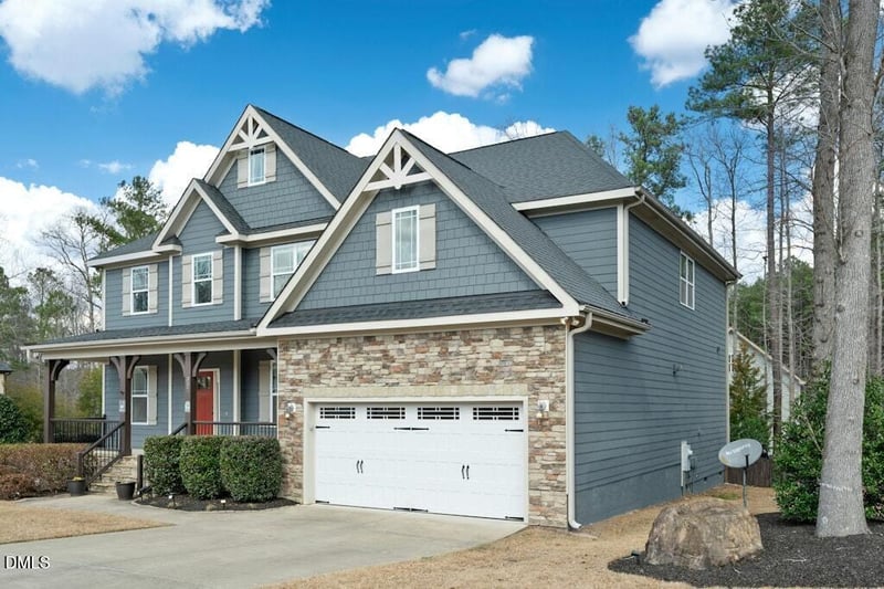 337 Grantwood Dr, Clayton, NC 27527