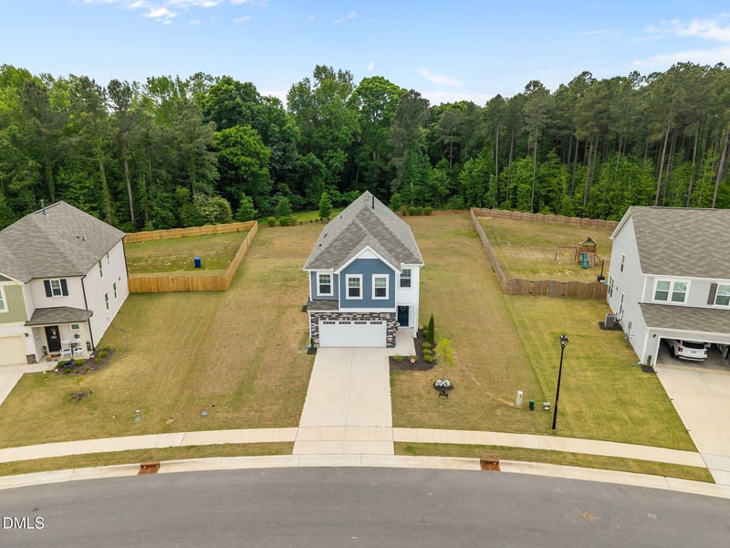 337 Winding Creek Dr, Lillington, NC 27546