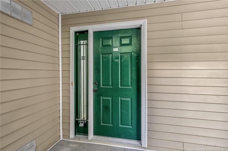 3385 Galleria Dr #1, Fayetteville, NC 28303