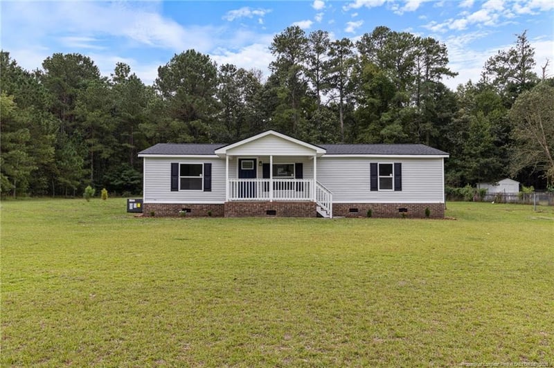 3400 Dandelion Ln, Fayetteville, NC 28306