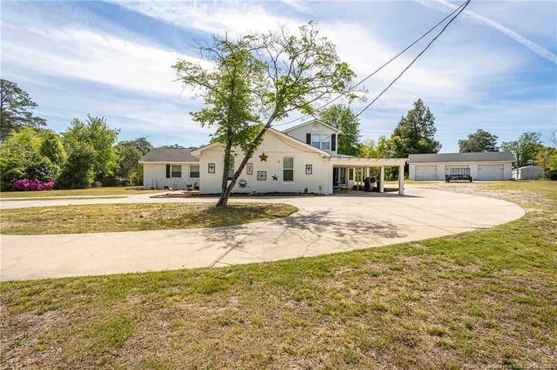 3402 Seven Mountain Dr, Fayetteville, NC 28306
