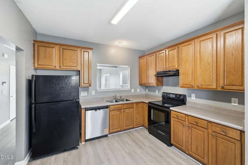 3402 Sosa Rd, Raleigh, NC 27610