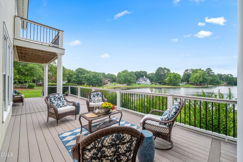 3412 Queen Ann Dr E, Clayton, NC 27527