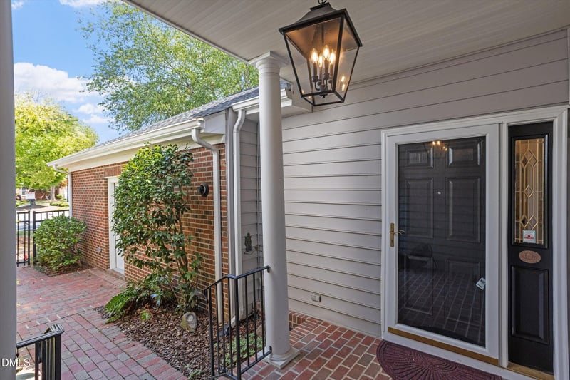 3417 Sir Colleton Ct, Raleigh, NC 27612