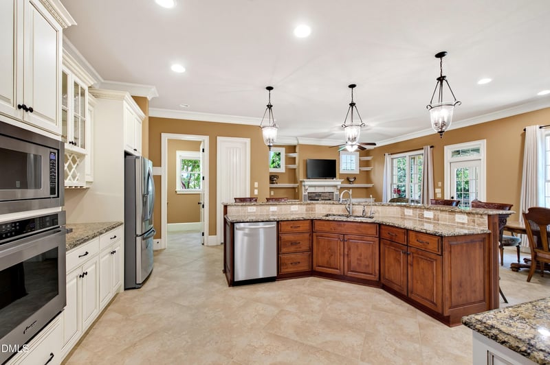 3420 Petticoat Ln, Fuquay Varina, NC 27526