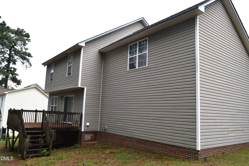 3421 Gables Dr, Fayetteville, NC 28311
