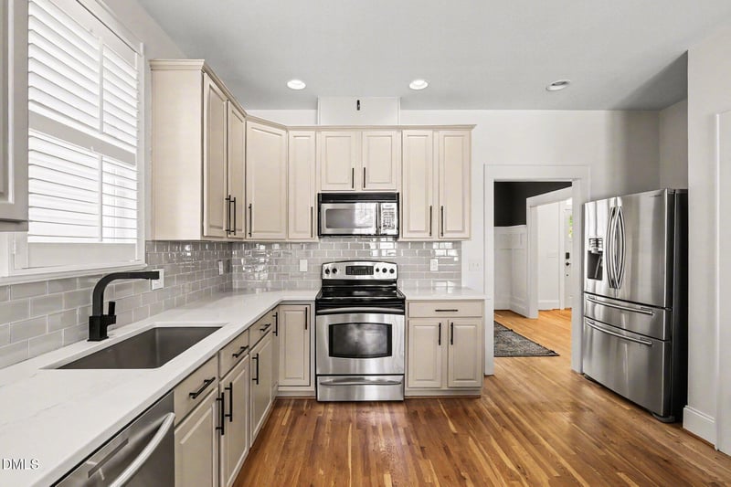 3426 Falls River Ave, Raleigh, NC 27614