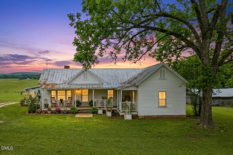 3441 Black Creek Rd, Four Oaks, NC 27524
