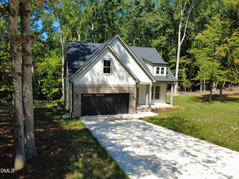 35 Eagle Dr, Durham, NC 27712