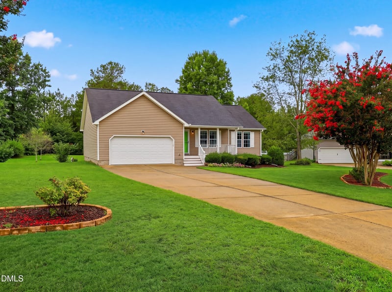 35 Hadleigh Way, Fuquay Varina, NC 27526