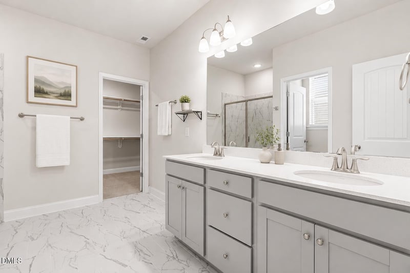 350 Mallard Loop Dr, Clayton, NC 27527