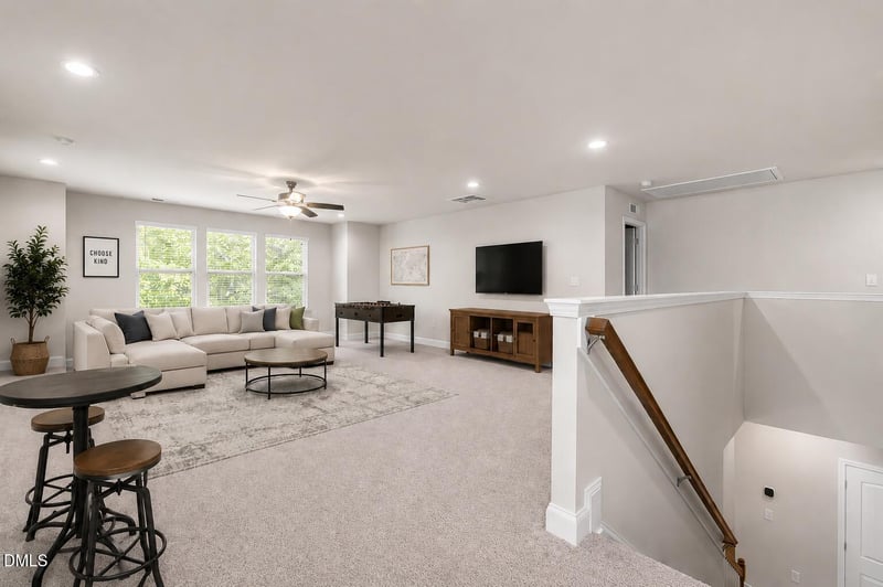 350 Mallard Loop Dr, Clayton, NC 27527