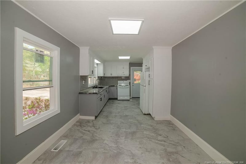 3502 Greenwood Dr, Fayetteville, NC 28311