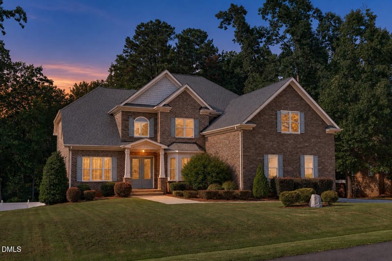 3504 Castelaine Cir, Apex, NC 27539