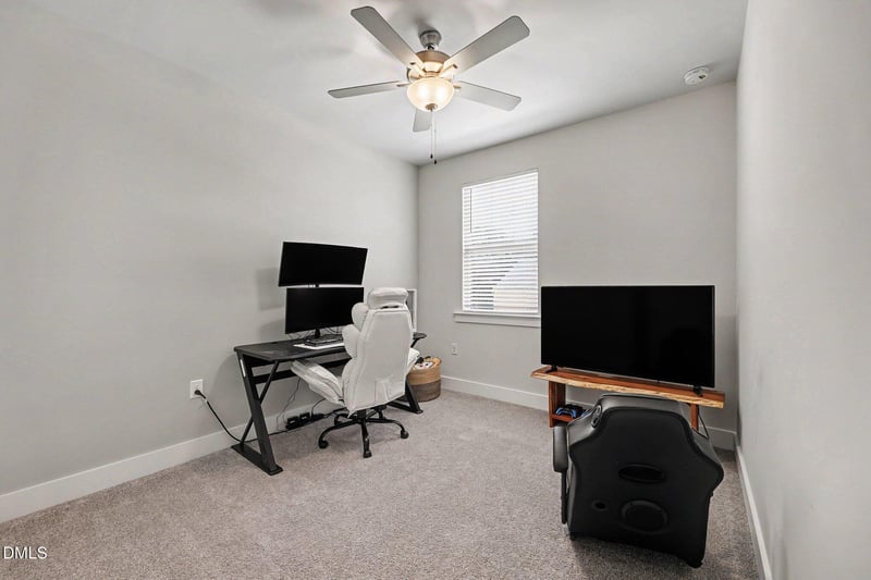 351 Fast Pitch Ln, Four Oaks, NC 27524
