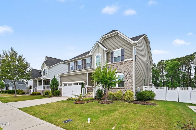 3518 Johnson Grant Dr, New Hill, NC 27562