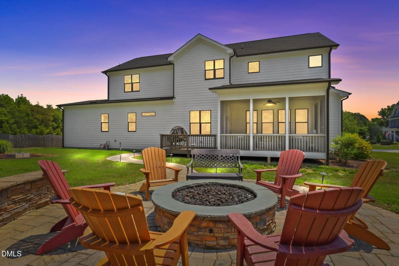 3520 Hundleby Dr, Apex, NC 27539