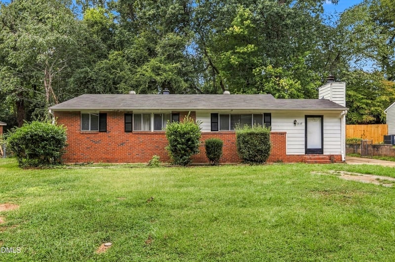 3537 Apache Dr, Raleigh, NC 27609
