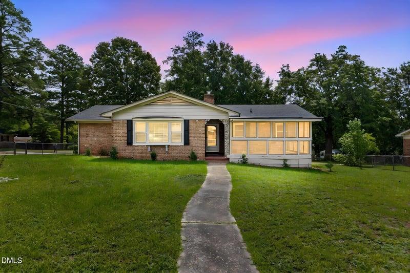 354 Summer Hill Rd, Fayetteville, NC 28303