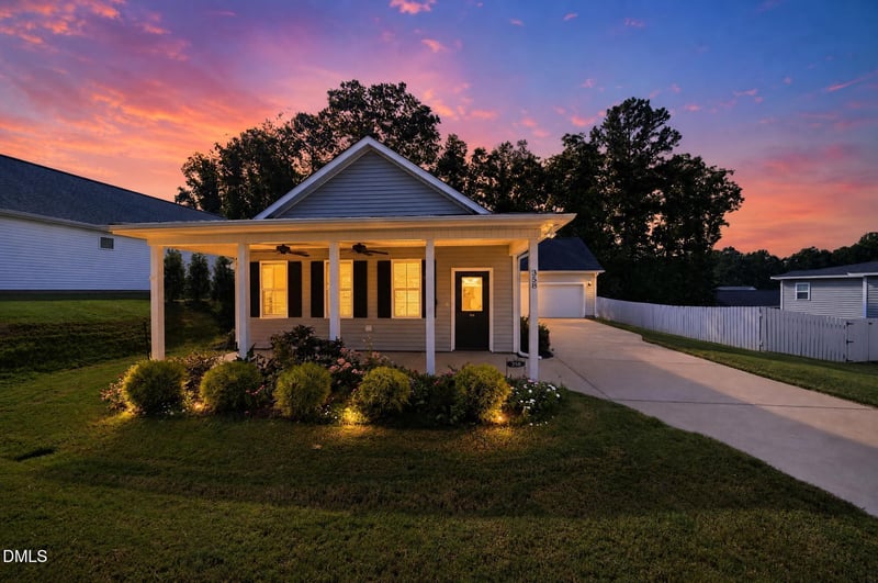 358 Ashley Woods Ct, Clayton, NC 27527