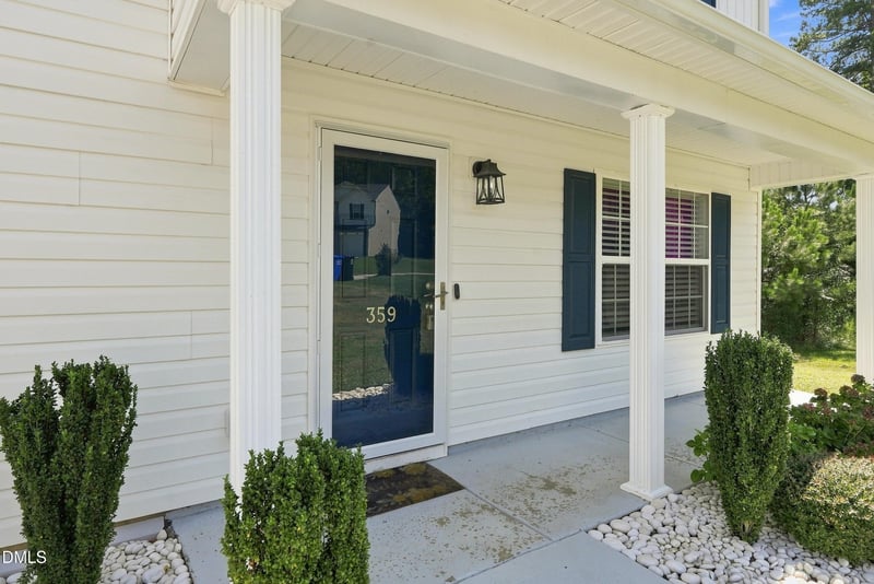 359 Emilies Crossing Way, Lillington, NC 27546