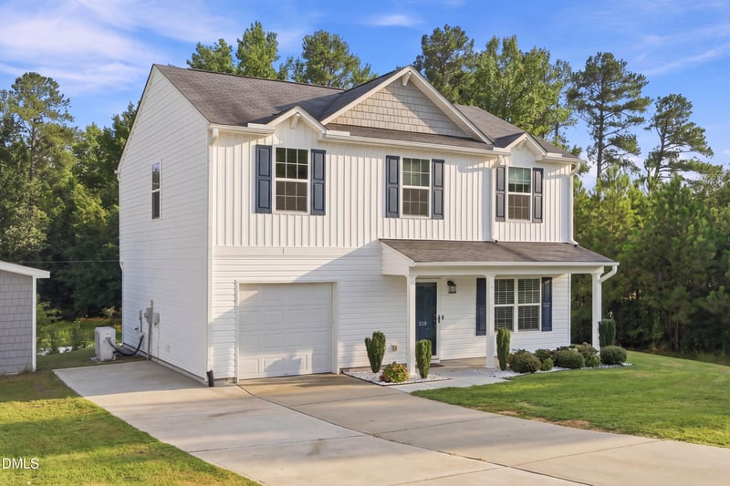 359 Emilies Crossing Way, Lillington, NC 27546